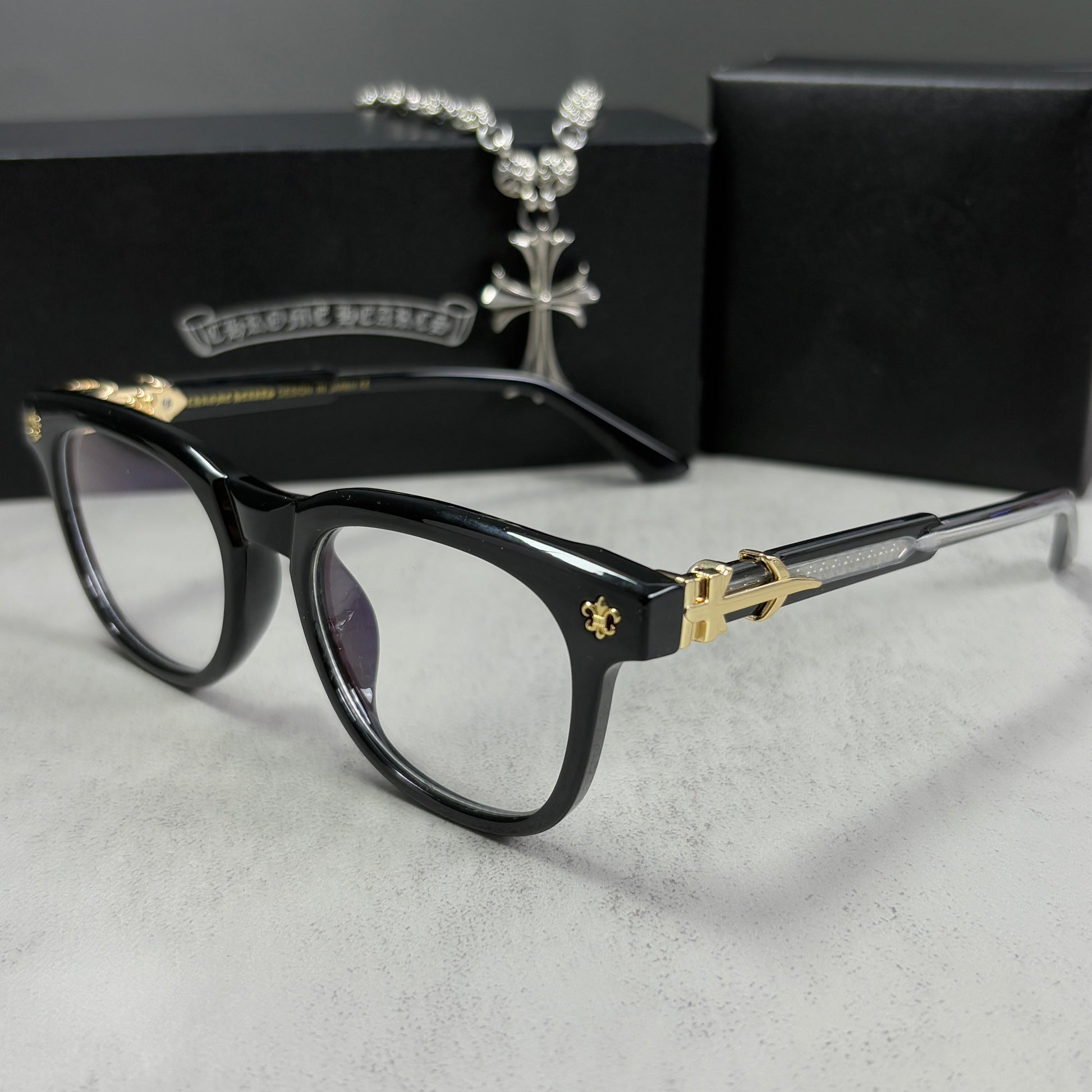 clover glasses - Sancturium