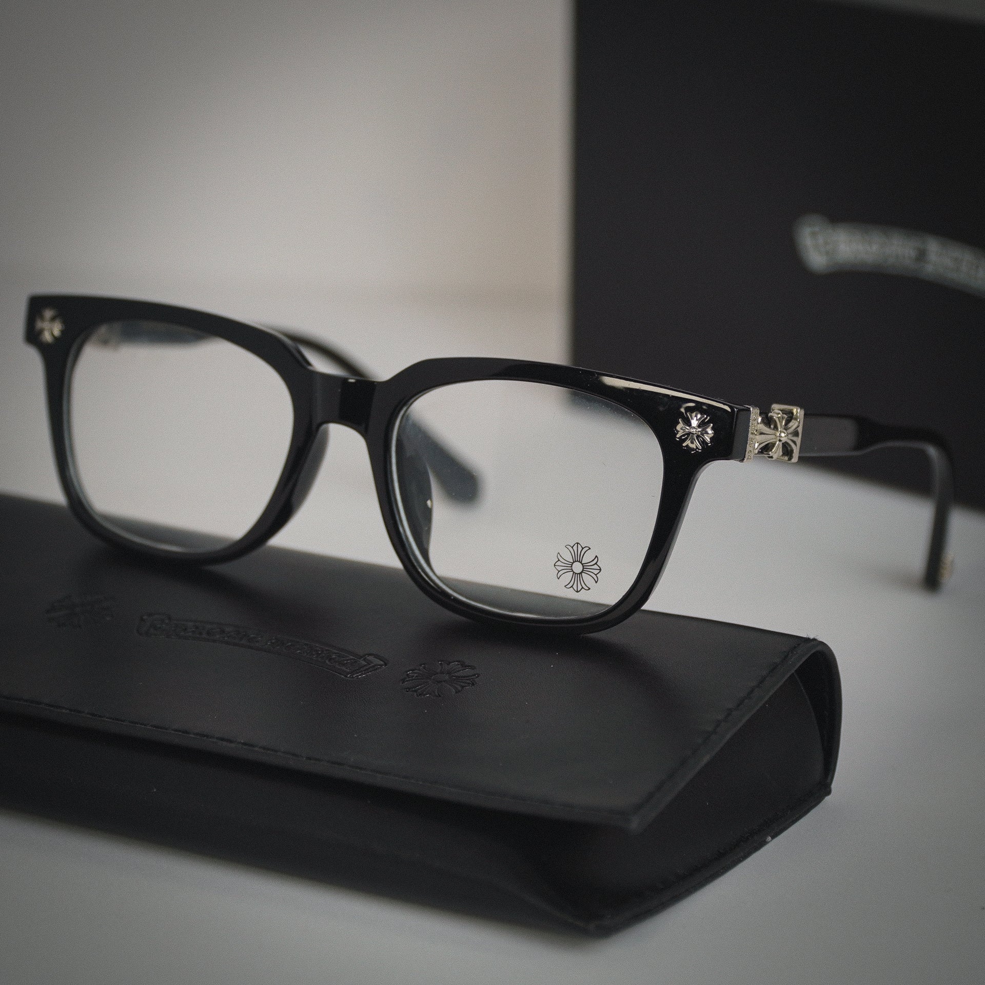 Obsidian Glasses - Sancturium