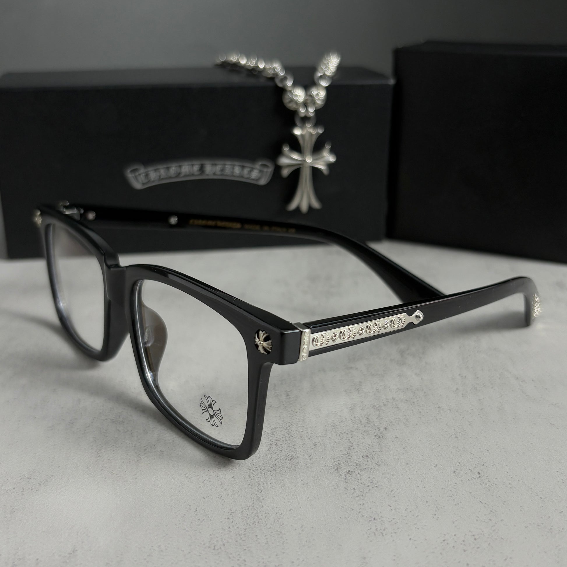 Stud Glasses - Sancturium